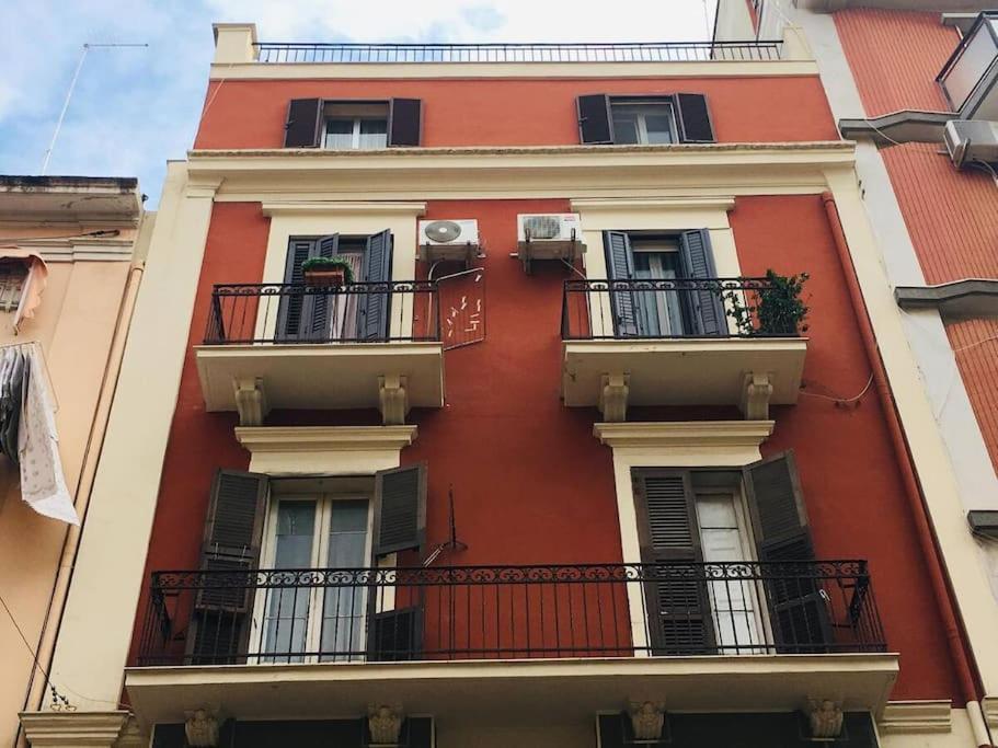 Trilocale Centrale Vista Mare - Mira'S Home Μπάρι Εξωτερικό φωτογραφία